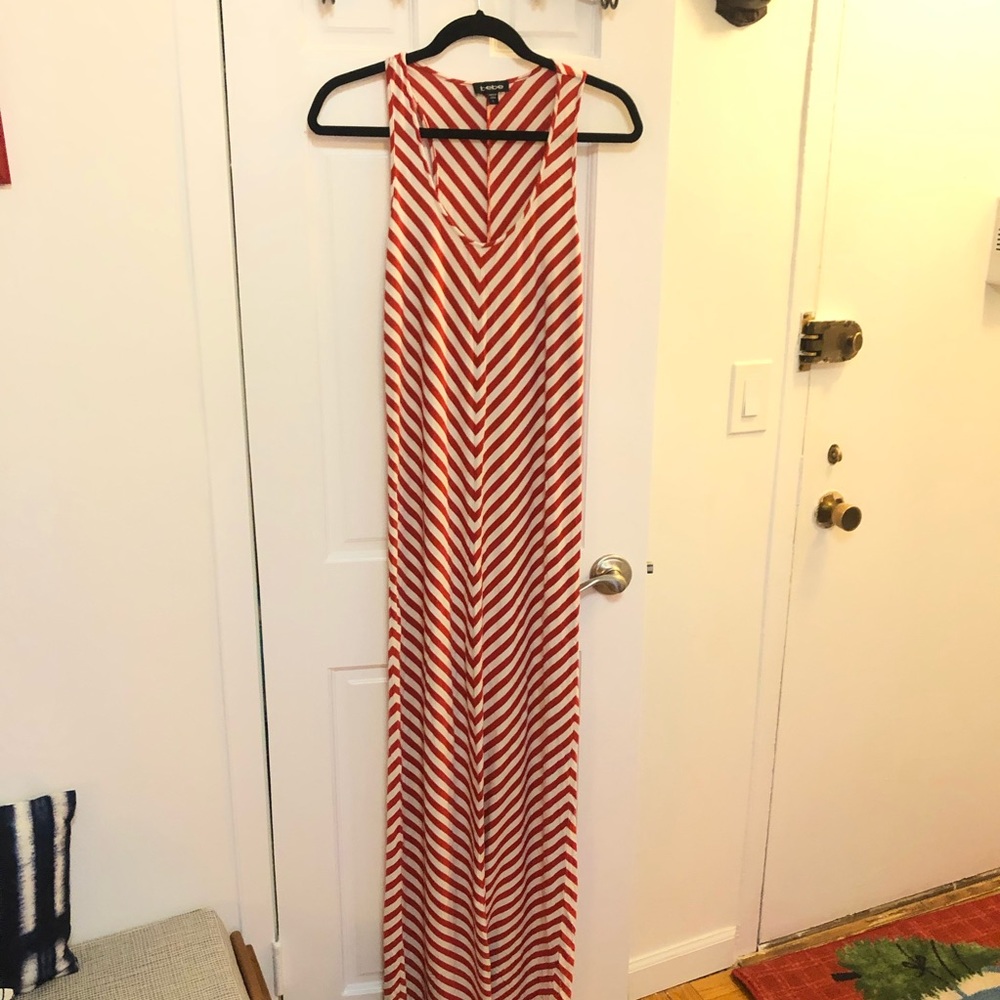 Bebe Maxi dress